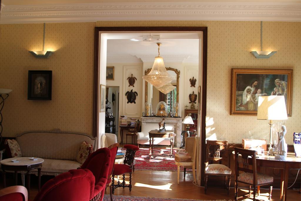 Chateau Du Breuil Bed & Breakfast Gevrolles Dış mekan fotoğraf