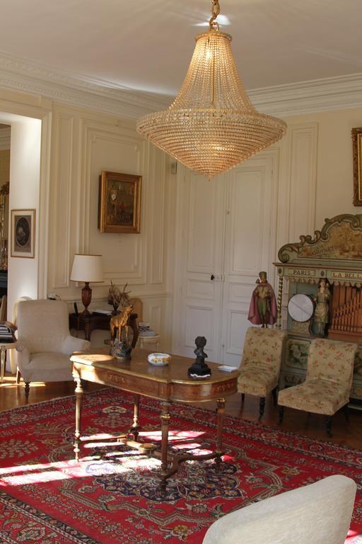 Chateau Du Breuil Bed & Breakfast Gevrolles Dış mekan fotoğraf